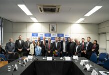 CNC participa de acordo para aprimorar regras de trabalho em feriados no comércio